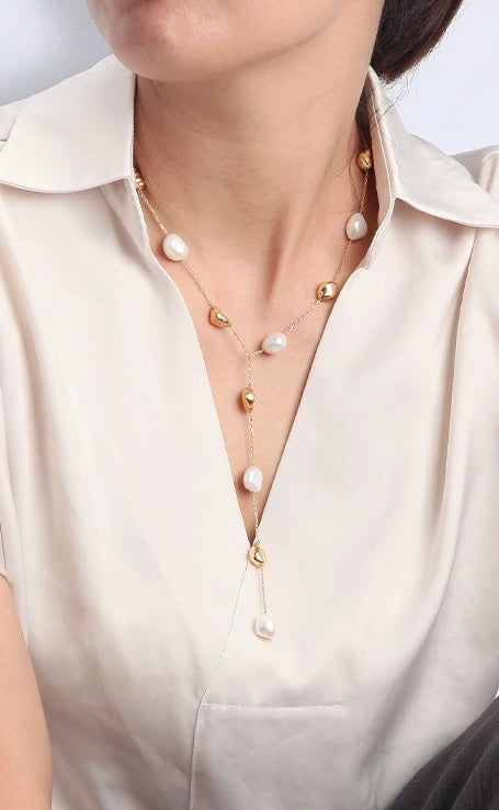 PEARL-NECKLACE.OAK&ASH-BUDTOROSE-CAROLINE.SVEDBOM.JEWELLRY-SMYCKEN