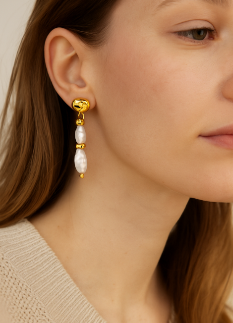 Donna Drop Pearl Earrings – 18K Gold Plated Elegant Pearl Jewelry for Women in Hong Kong