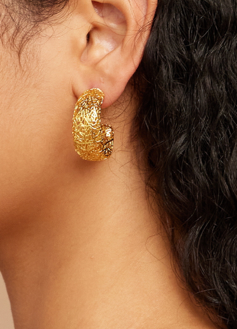 Arya Hollow 18K Gold Plated Earrings – Elegant Modern Earrings for Women in Hong Kong