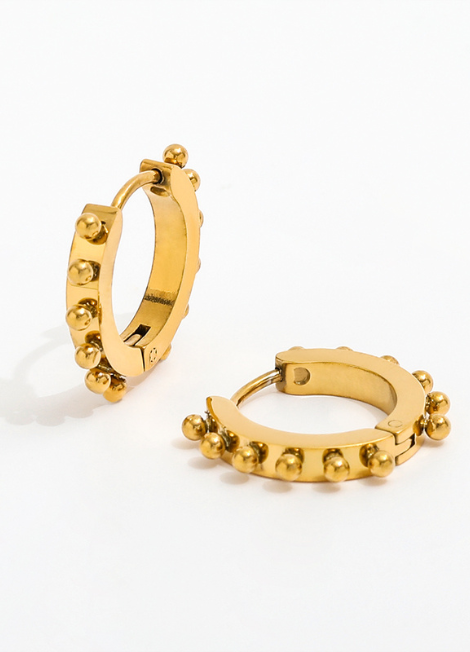 Stylish 18K gold-plated hoop earrings with delicate bead accents by Oak & Ash. Perfect for everyday elegance.