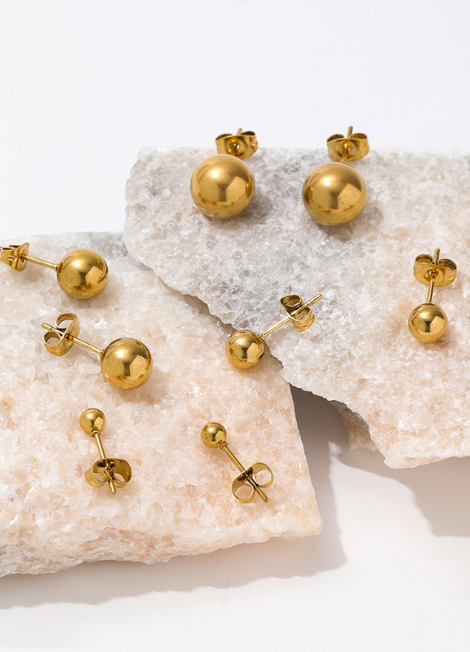 Minimalist 8mm ball stud earrings in 18K gold plating, perfect for everyday elegance and timeless style.