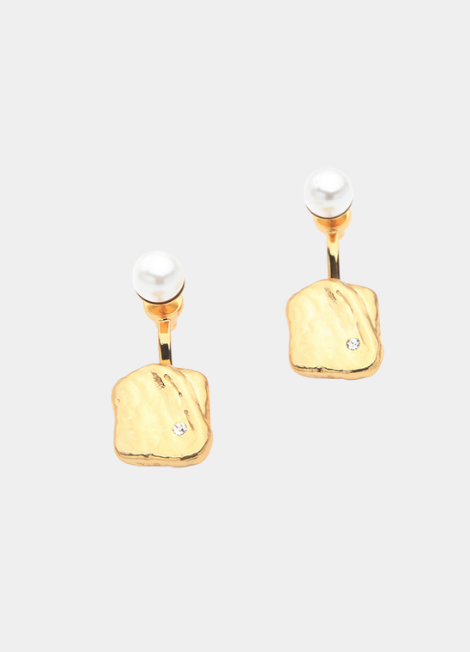 Elma Pearl Jacket Earrings in 18K gold plating. A chic 2-in-1 look—wear as simple studs or statement pearl drops. Perfect for Hong Kong style.