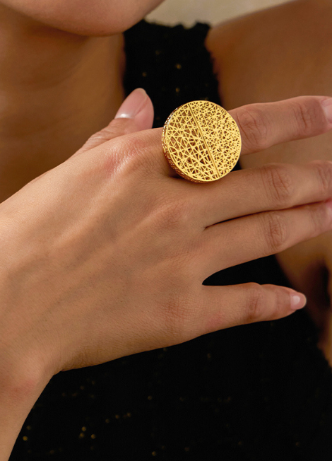 gold ring hk, sculptural ring hong kong, 18k gold plated jewelry, statement ring hk, isla ring, bold rings hk, the sockist jewelry, gift for her hk