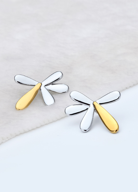 Lillian Petal Earrings in a chic two-tone finish. Delicate floral curves meet modern contrast—perfect for effortless elegance in Hong Kong.