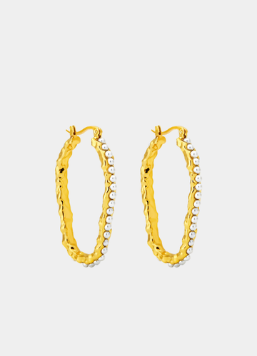 Elegant Minou oval pearl drop earrings in 18K gold plated finish, perfect for timeless and sophisticated style.