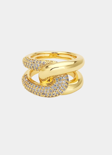 The Skylar Ring features a refined row of shimmering zirconia in 18K gold plating.